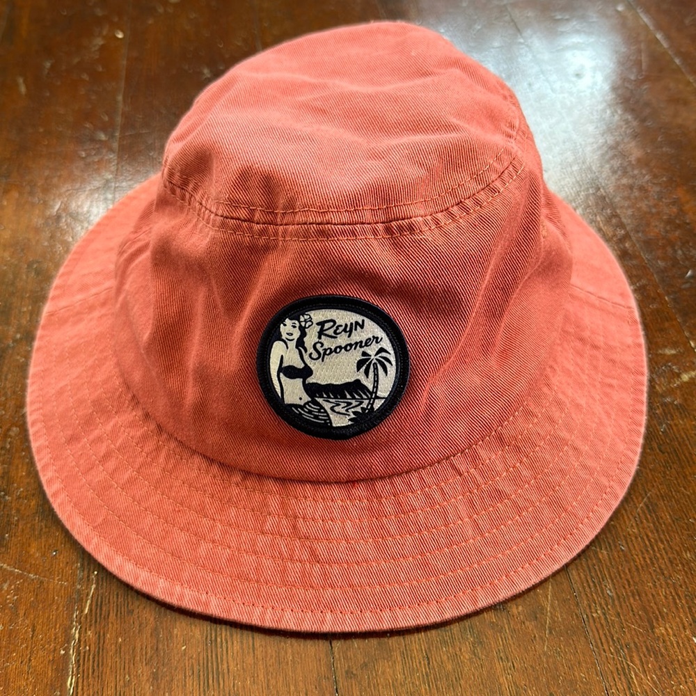 Reyn Spooner Bucket Hat Red w/ Patch Size S/M